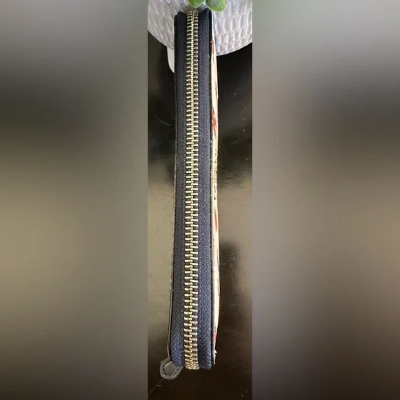 Coach Floral Tea Rose Cream Accordion Zip Wallet with Navy Interior - Picture 6 of 9